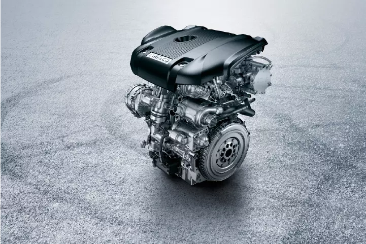 Động cơ 1.5T tăng áp, 4 xi-lanh thẳng hàng